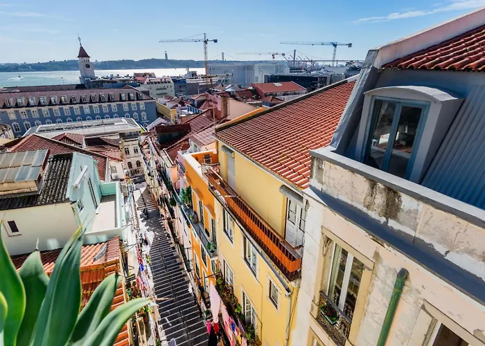 Bica's River View Duplex Apartmán