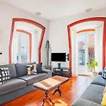 Bica's River View Duplex *
