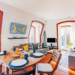 Bica's River View Duplex Apartment *