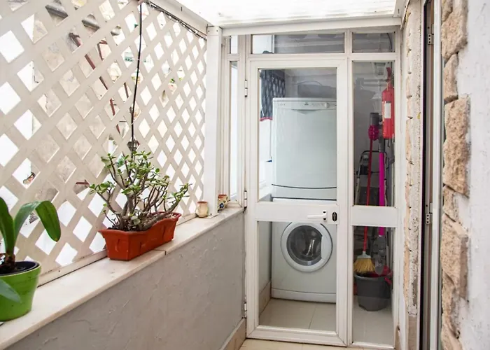 Bica's River View Duplex *